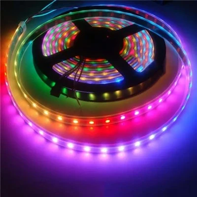Світлодіодна світлодіодна стрічка RGB на батарейках